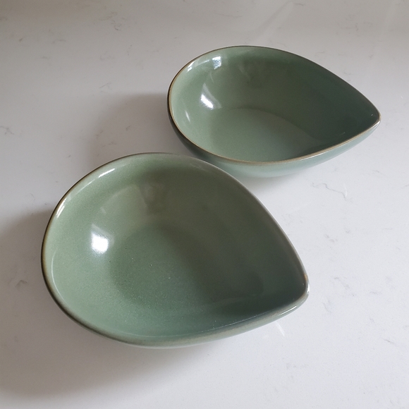 2 Teardrop green and earth accent bowls - Picture 1 of 4